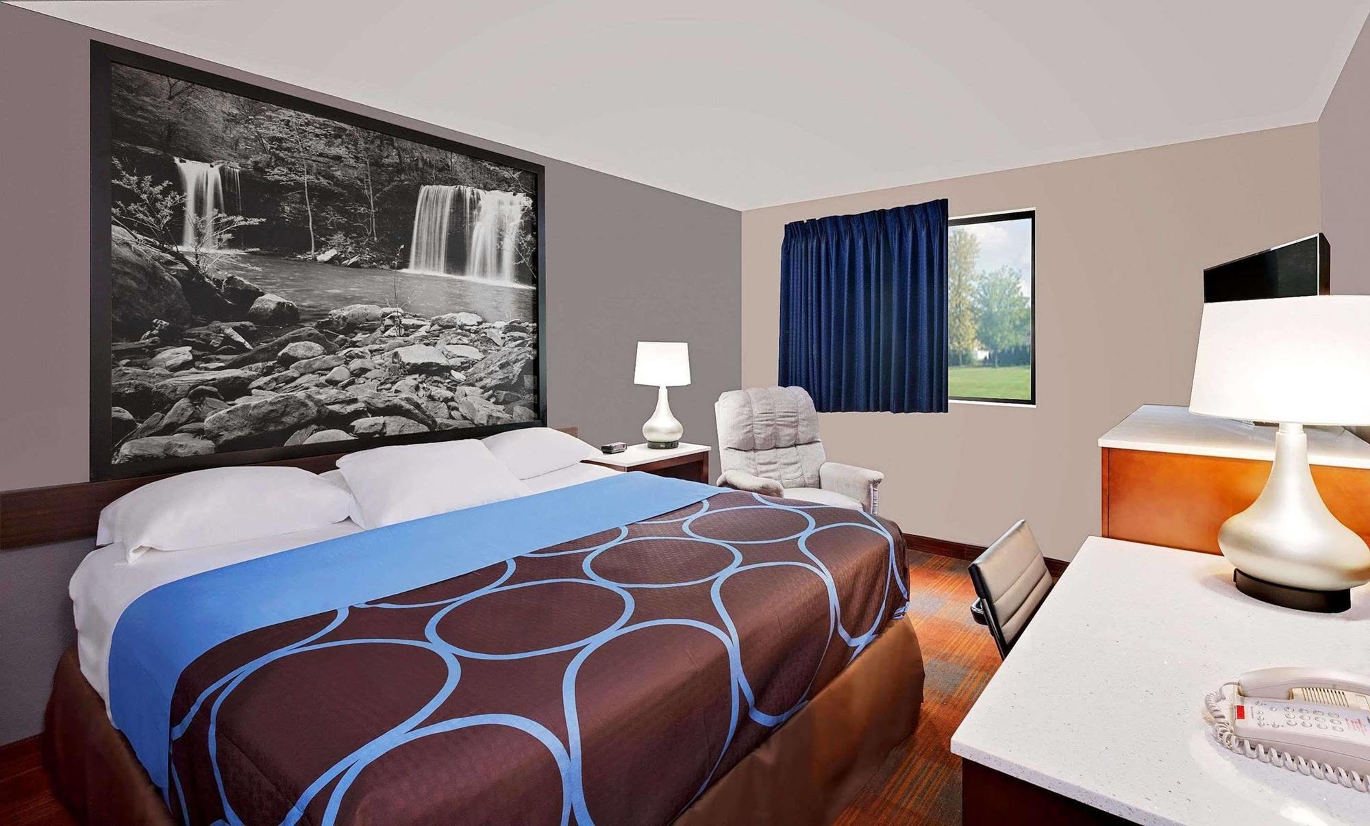 Super 8 By Wyndham Fayetteville Dış mekan fotoğraf